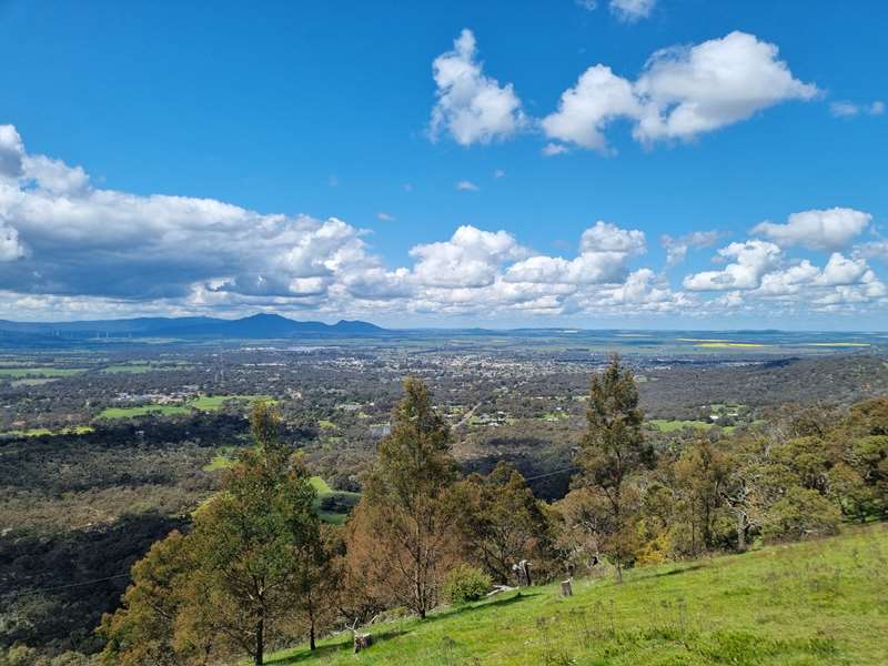 Ararat - One Tree Hill Lookout