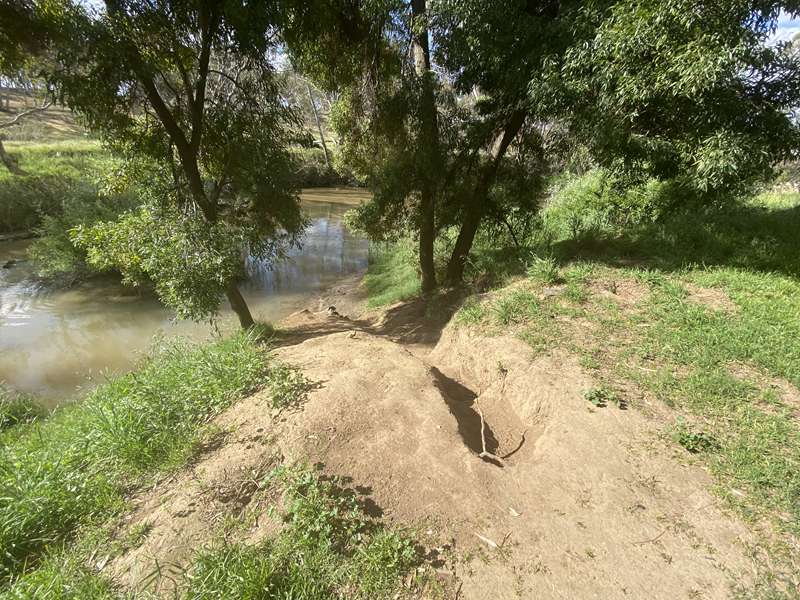 Baringhup West - Hamiltons Crossing Waterhole and Campsite