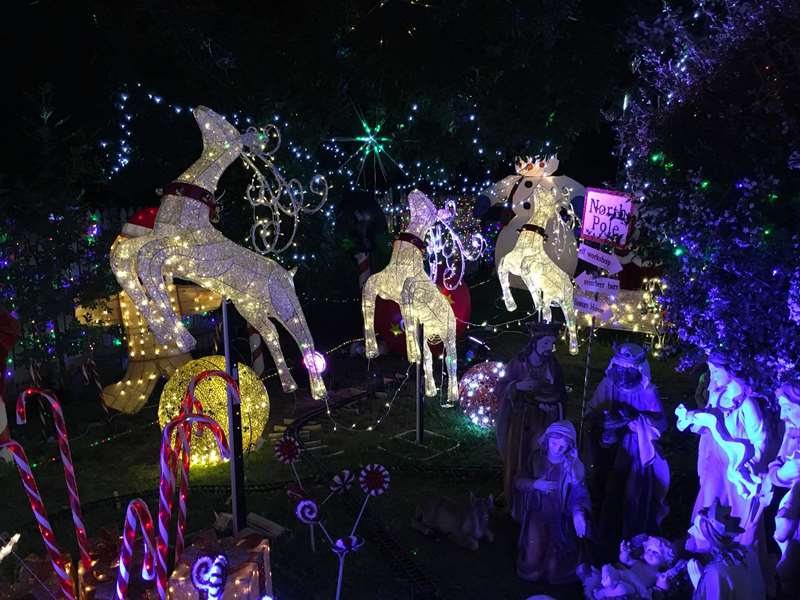 Christmas Lights (29 Shaftsbury Street, Coburg)