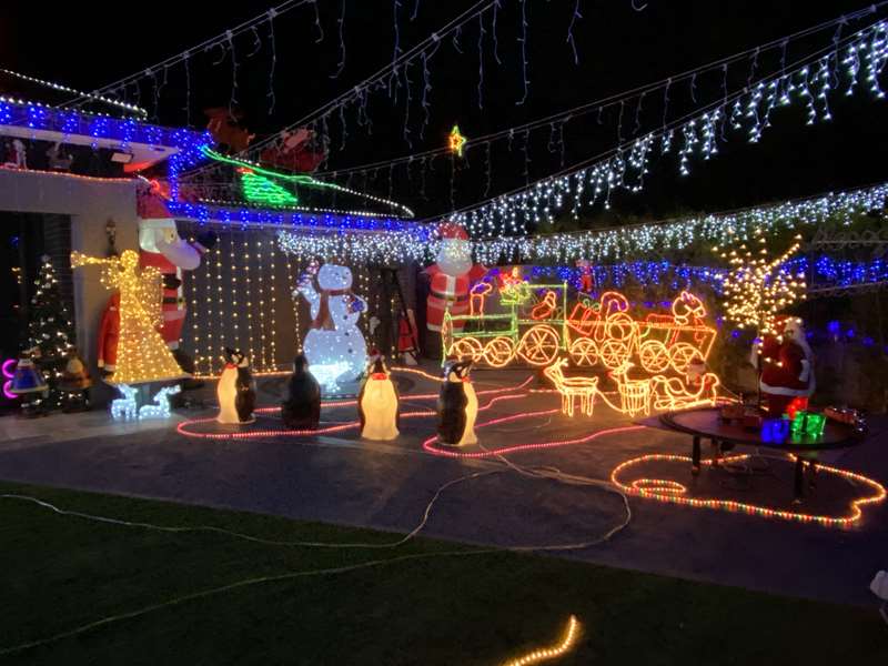 Christmas Lights (50 Kincumber Drive, Croydon)