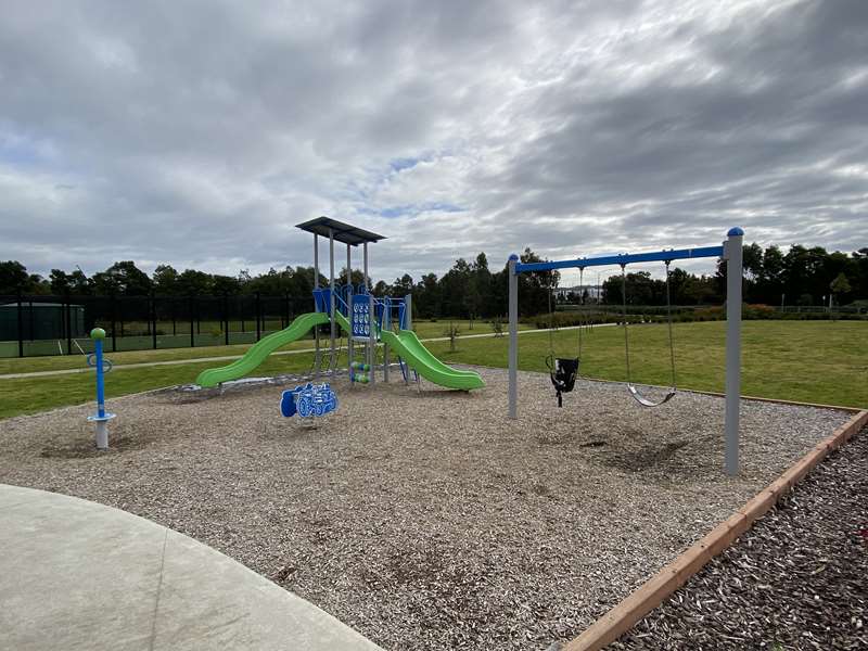 Comely Banks Recreation Reserve Playground, Bridge Road, Officer