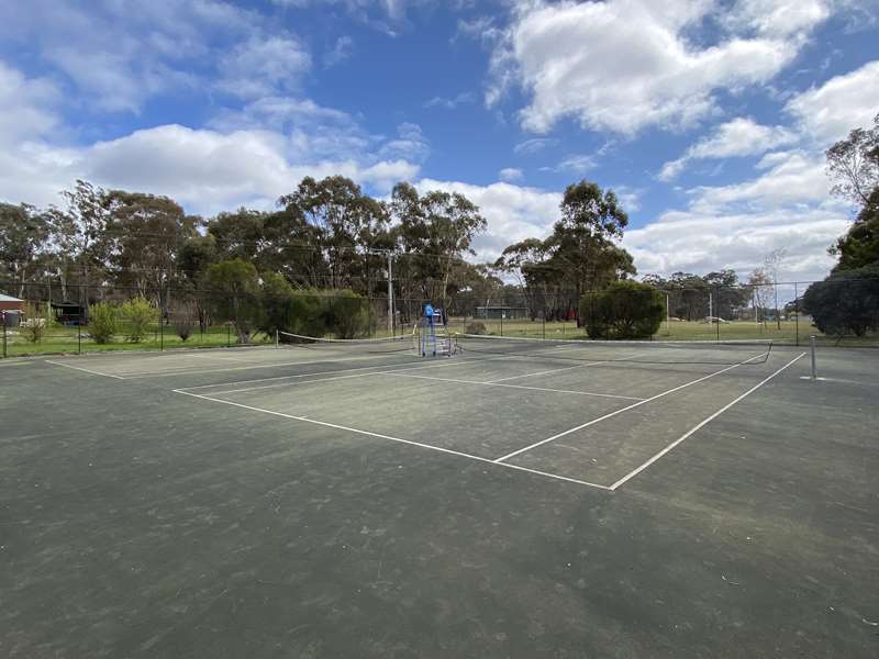 Daisy Hill Community Centre Free Public Tennis Courts