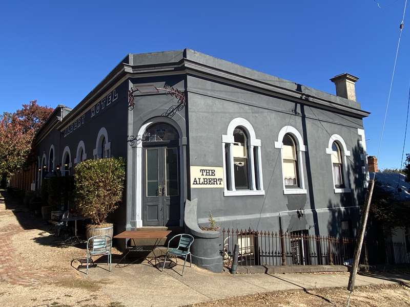 A Walk Through Daylesford's History