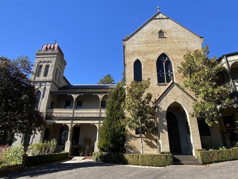 A Walk Through Daylesford's History