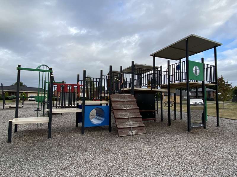 Decker Park Playground, Chesterfield Avenue, Warragul