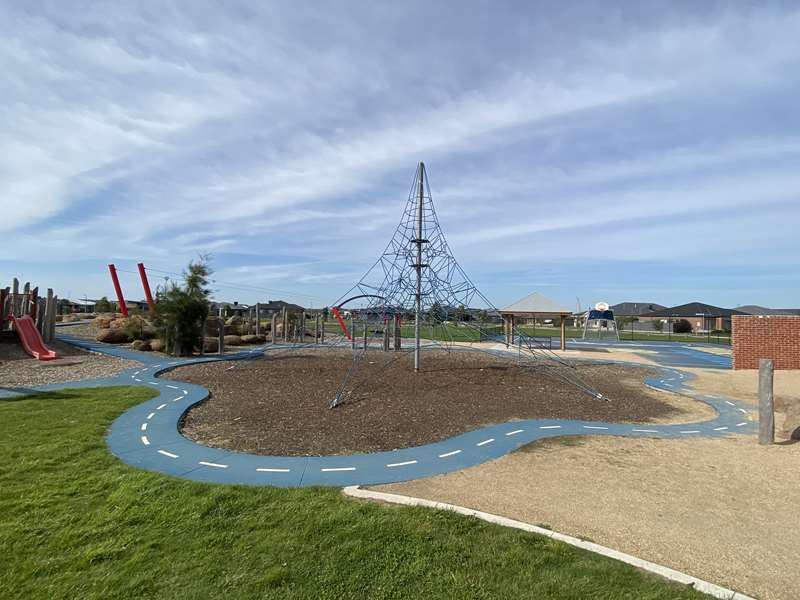 Djila-tjarriu Reserve Playground, Donegal Drive, Alfredton