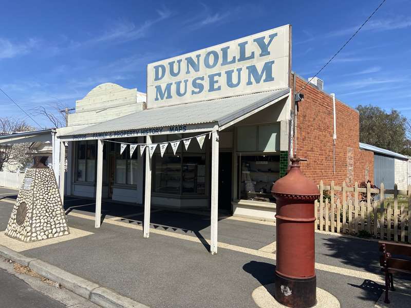 Guide to Some of Dunolly's Historic Buildings