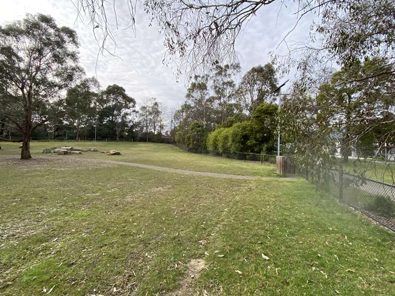 Elizabeth Bridge Reserve Dog Off Leash Area (Kilsyth)