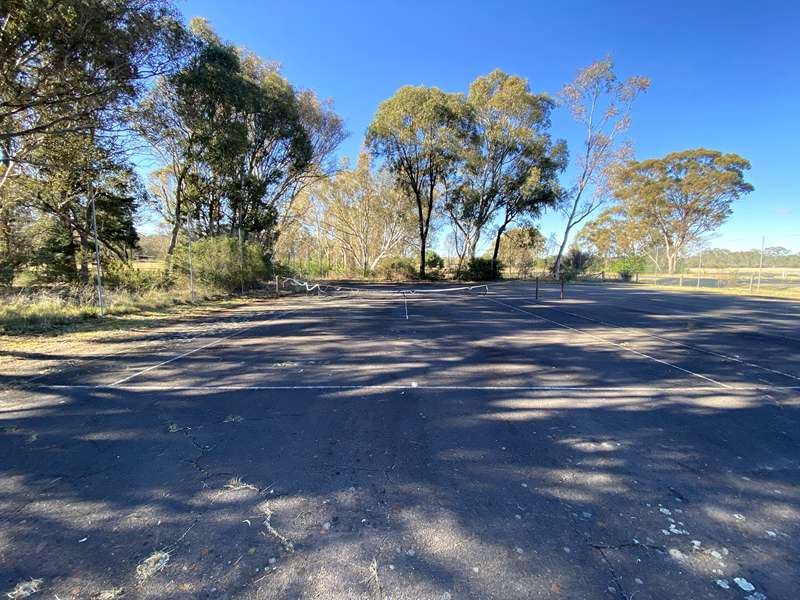 Emu Creek Tennis Courts