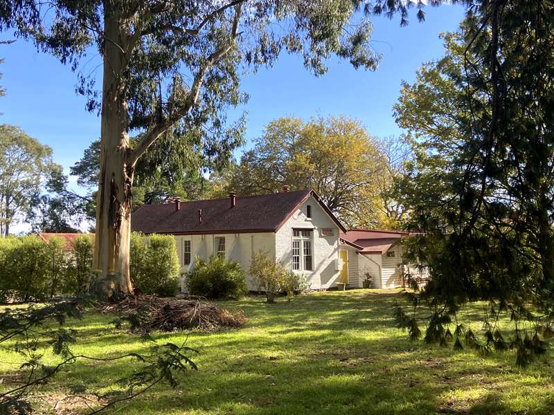 Say G'day to a Ghost in Glenlyon