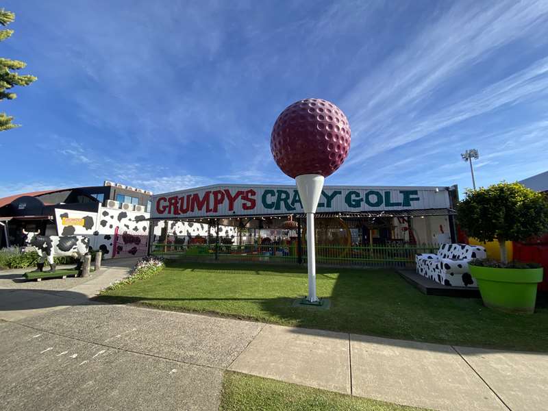 Grumpys Crazy Golf (Cowes)