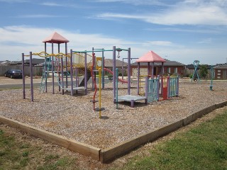 Guy Place Playground, Maddingley