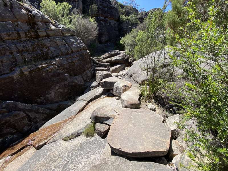 Halls Gap - The Pinnacle Walk