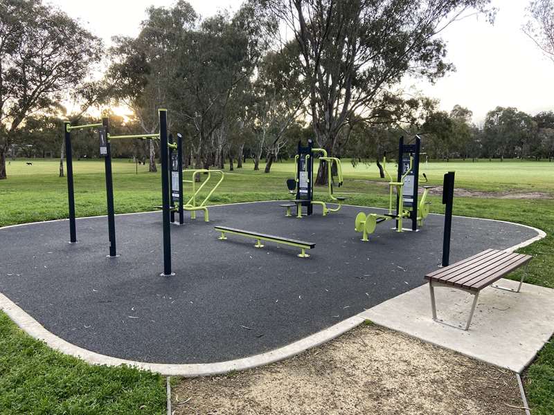 Hays Paddock Outdoor Gym (Kew East)