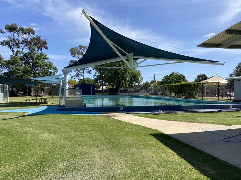 Inglewood Swimming Pool