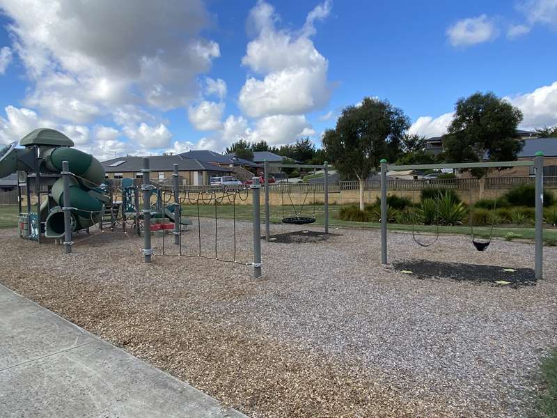 Kestle Park Playground, Opal Court, Warragul - All Playgrounds (Baw Baw ...