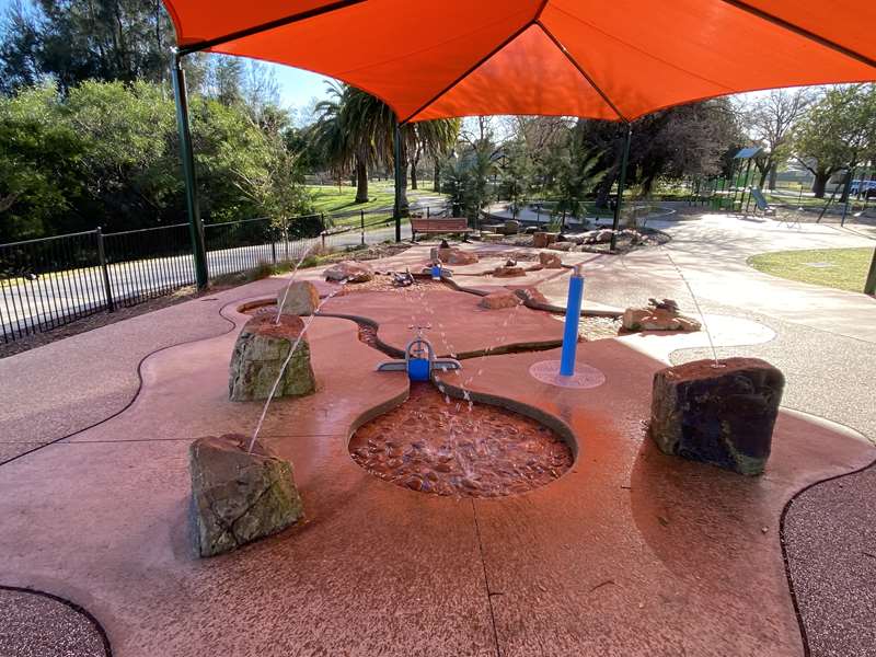 Lake Weeroona Playground, Midland Highway, Bendigo