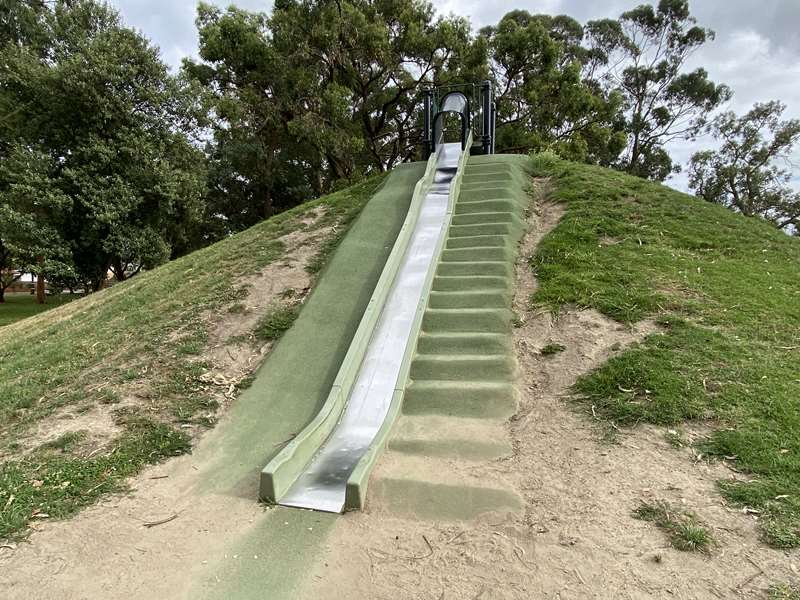 Lions Park Playground, Cnr Mitchells Road and Waterloo Road, Moe