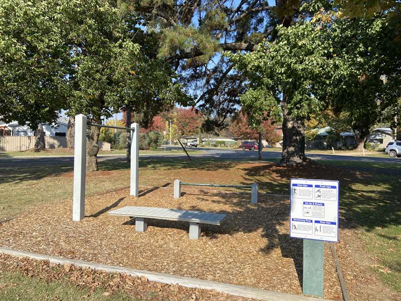 Mansfield - Lords Oval Reserve Outdoor Gym