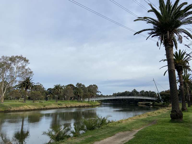 Maribyrnong River Loop Walk (Aberfeldie)