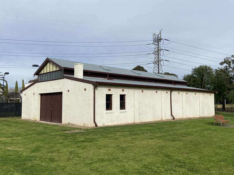 Maribyrnong River Loop Walk (Aberfeldie)