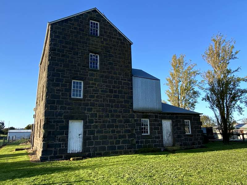 Mortlake Bluestone Heritage Walk