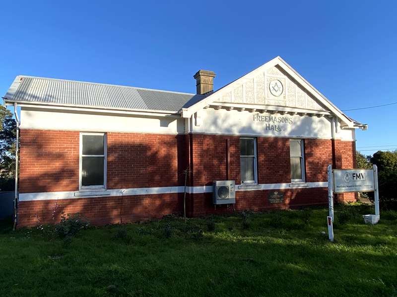 Mortlake Bluestone Heritage Walk