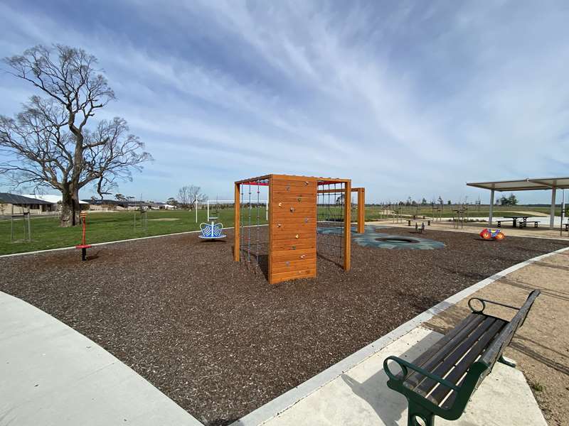 Mullawallah Wetlands Playground, Swan Boulevard, Winter Valley