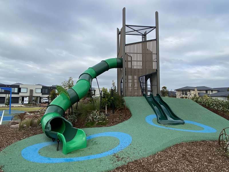 Officer Central Playground, Hansel Avenue, Officer