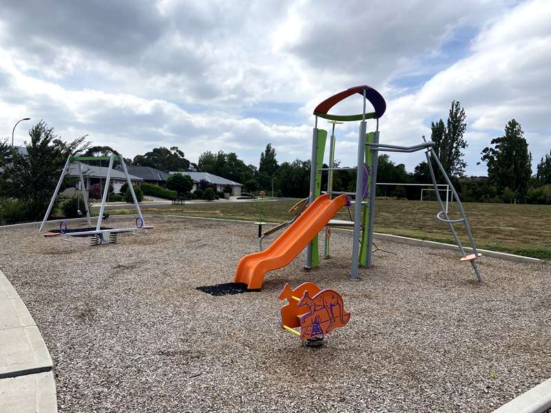 Riverbend Drive Playground, Darley