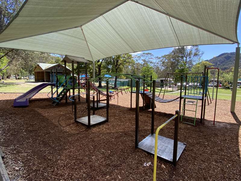 School Street Playground, Halls Gap