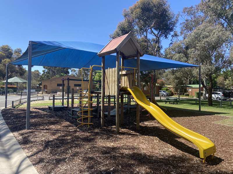 School Street Playground, Halls Gap