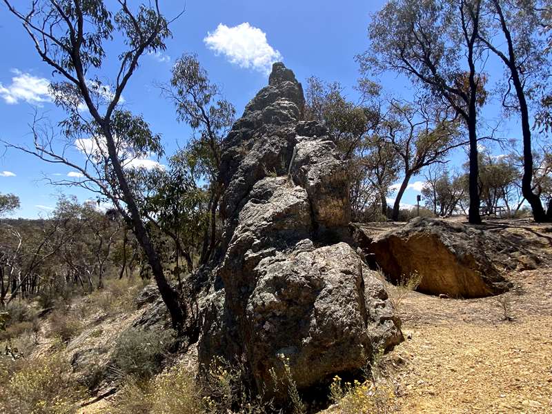 St Arnaud - Bell Rock