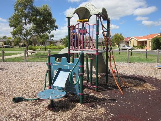 Stonehaven Avenue Playground, Cranbourne - Mornington Peninsula ...