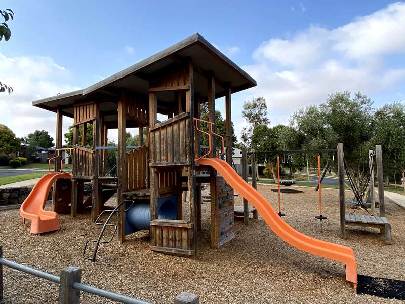 Stonehill Park Playground, Lomandra Avenue, Maddingley