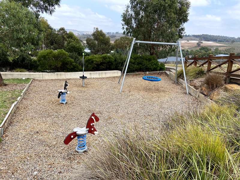 Underbank Estate Playground, Lismore Circuit, Bacchus Marsh