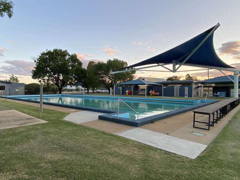 Wedderburn Swimming Pool